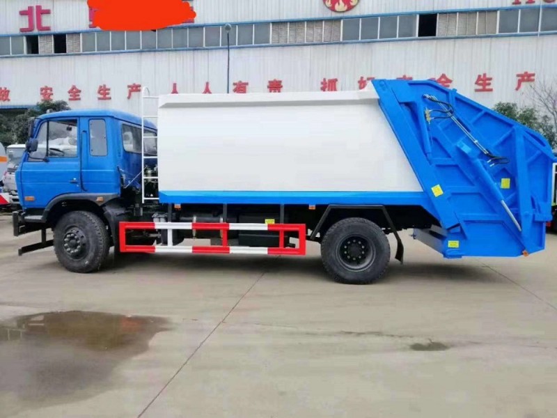 東風153G壓縮垃圾車（10-14方）