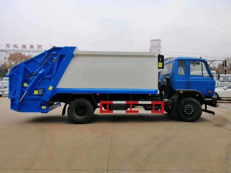 東風153G壓縮垃圾車（10-14方）