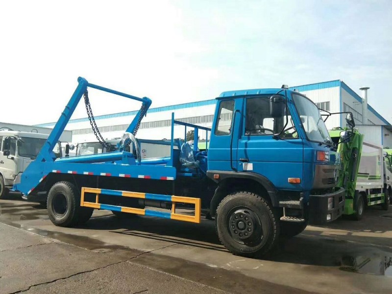 東風(fēng)145(8-110方)擺臂垃圾車