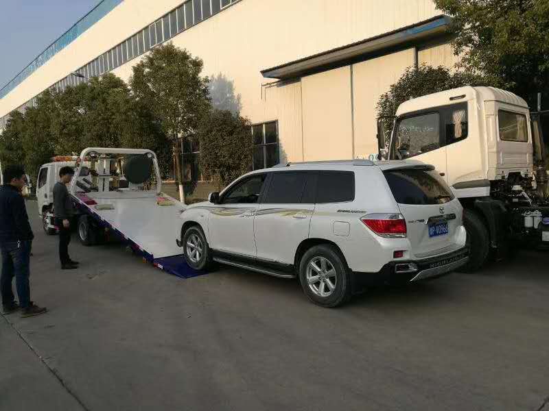 東風(fēng)多利卡藍(lán)牌一拖二清障車