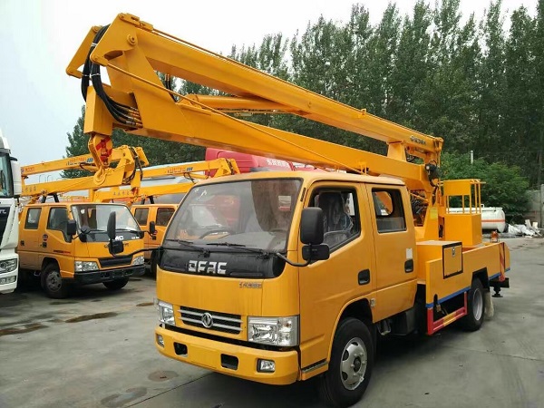 東風多利卡雙排14米高空作業車圖片