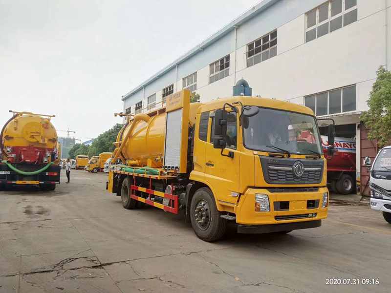 東風天錦清洗吸污車