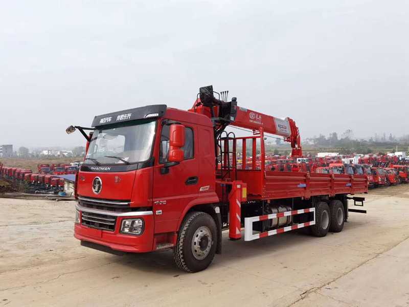 陜汽軒德翼6后八輪隨車吊